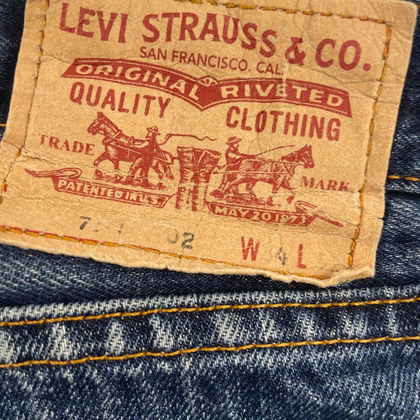 LEVI STRAUSS Straight Leg Denim Blue Jeans Vintage Style Mens W34 L32
