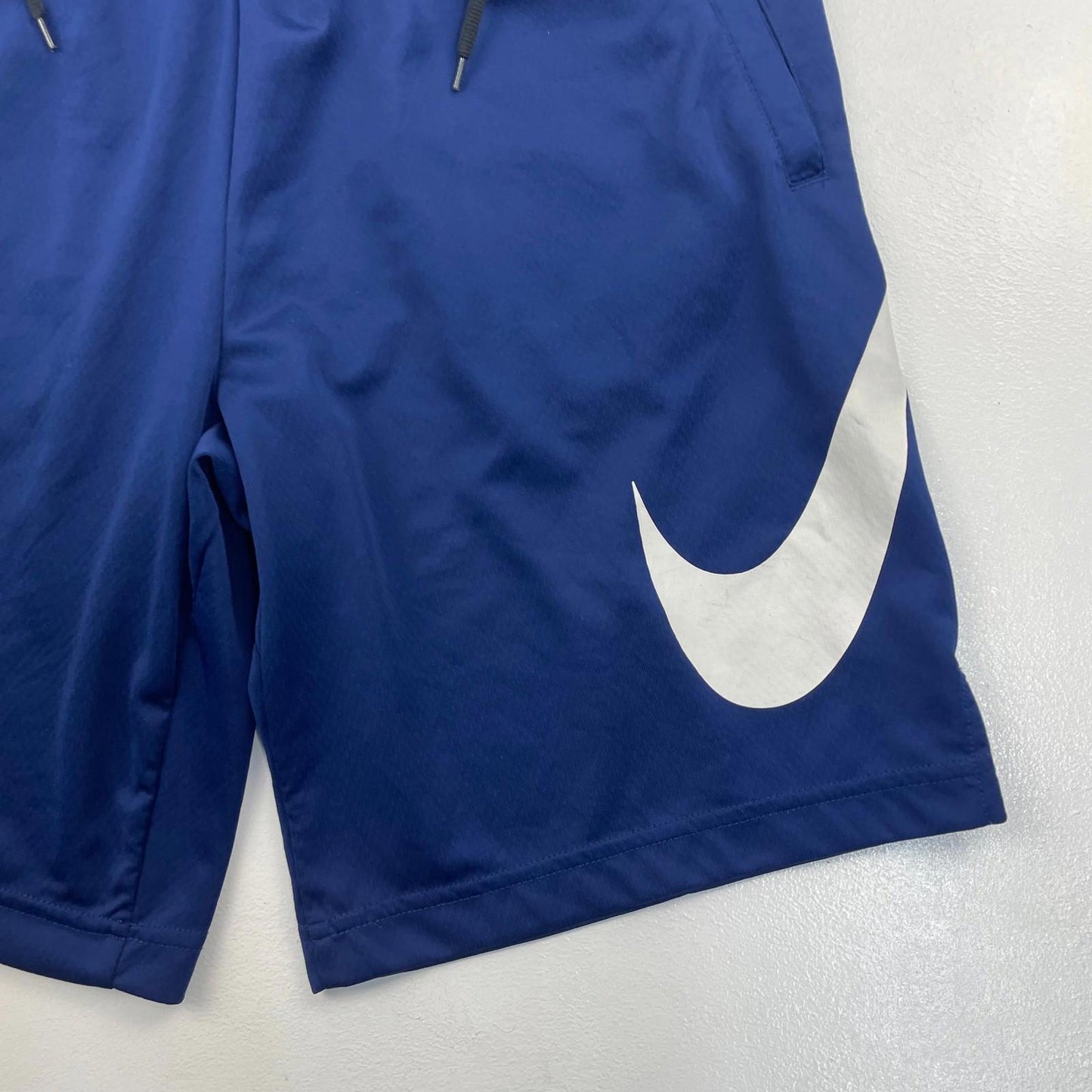 Nike Activewear Shorts Dri-FIT Blue Sportswear Logo Mens S