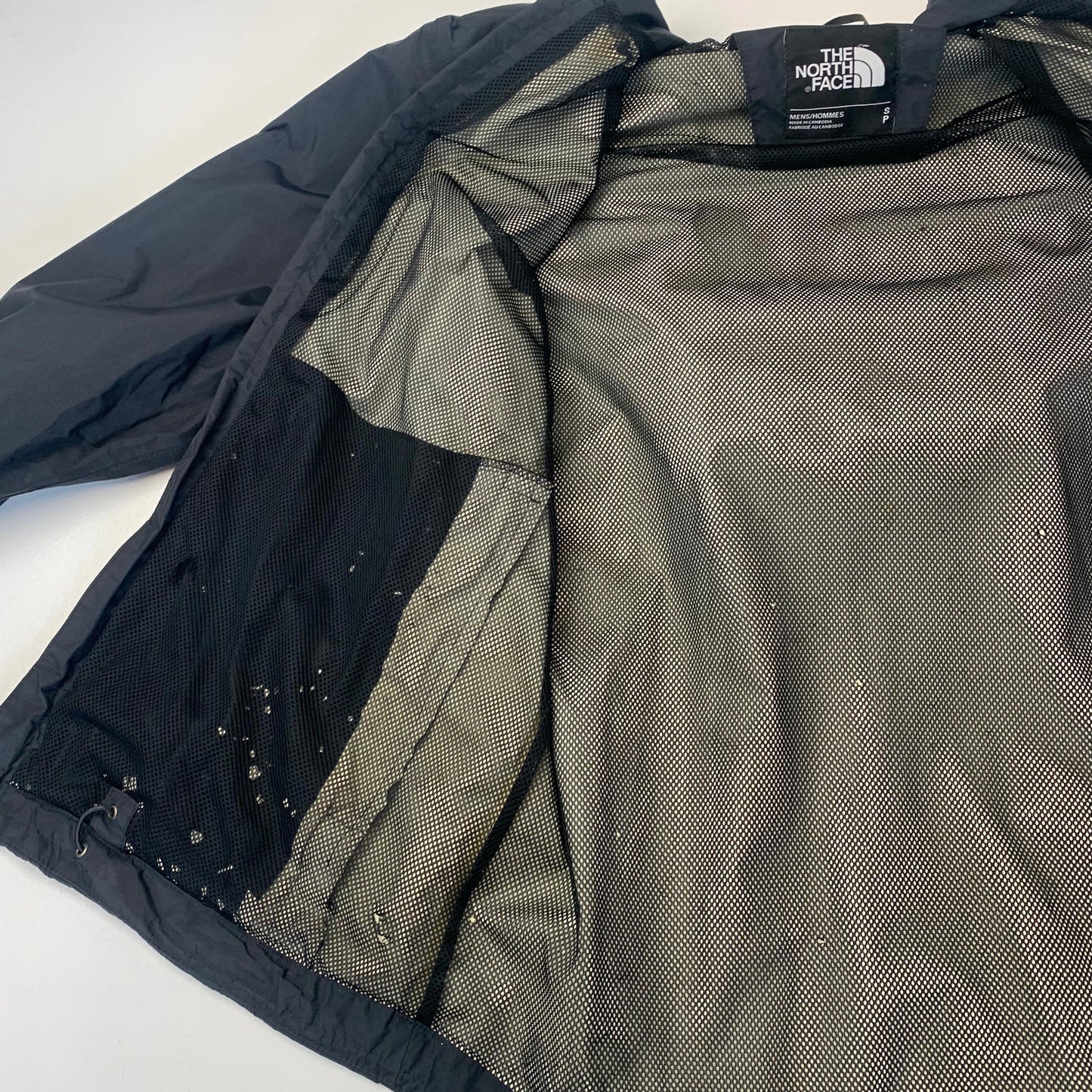 Mens THE NORTH FACE DRYVENT Jacket / Black / Small