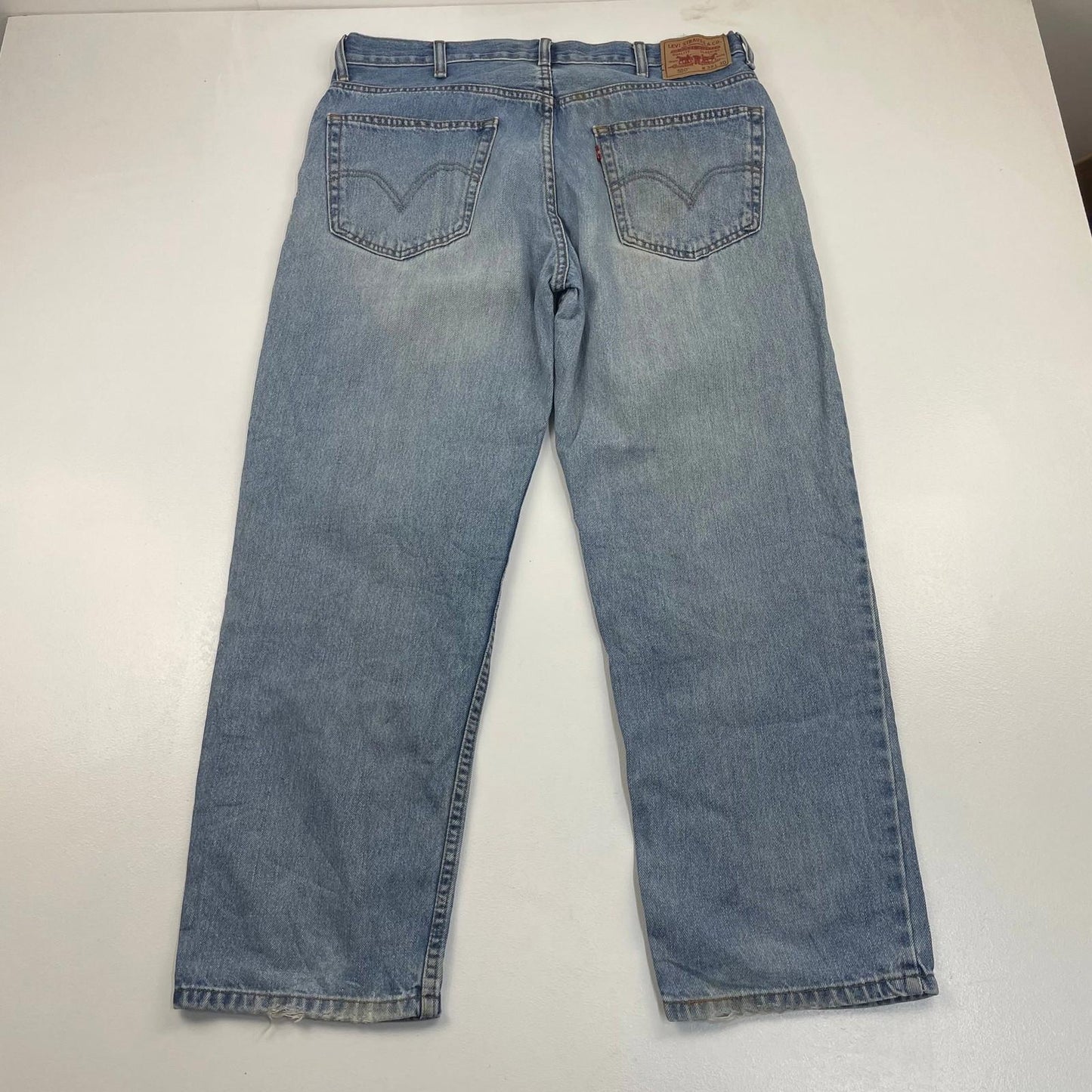 LEVI'S 550 Jeans Relaxed Fit Vintage Blue Light Wash Mens W38 L30