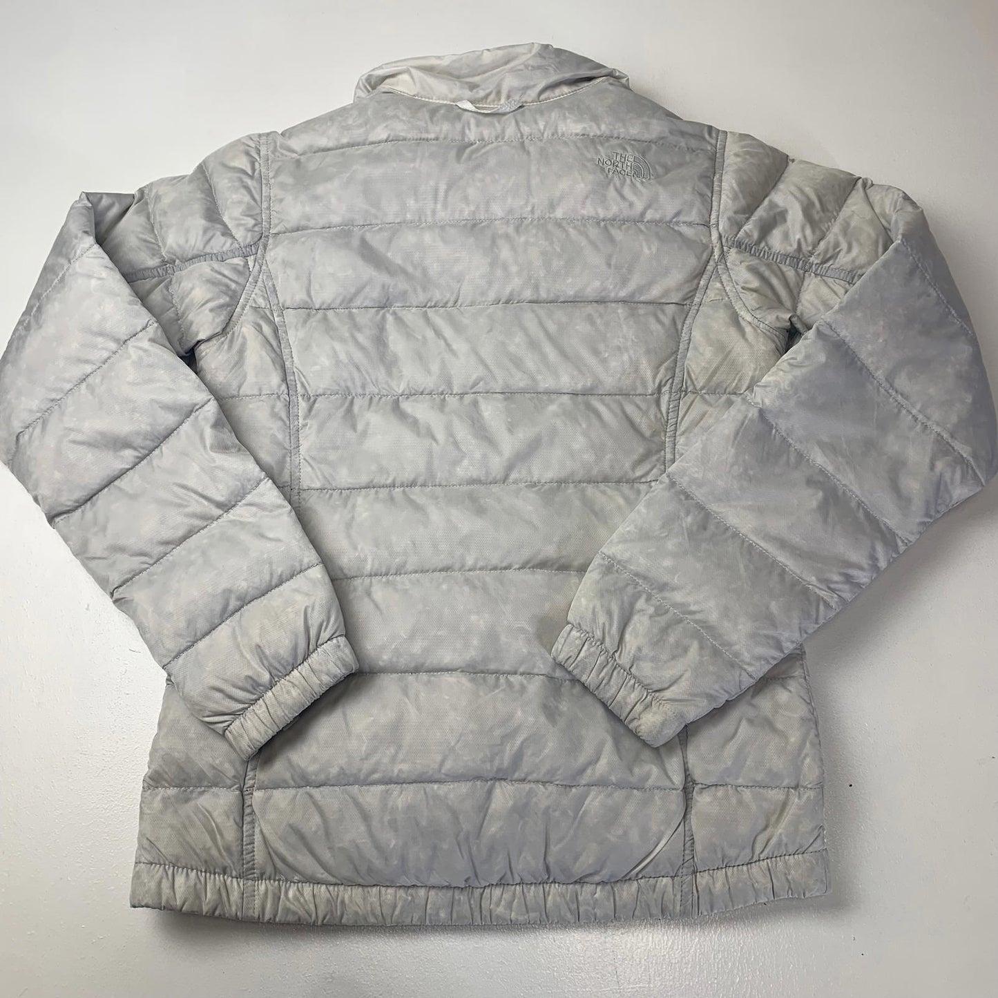 Women’s THE NORTH FACE Puffer Jacket / White / XS