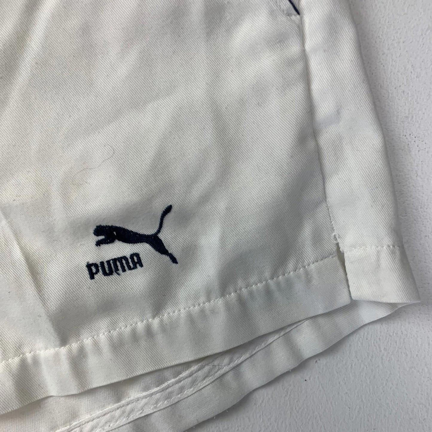 Puma Vintage Athletic Shorts White Retro Style Mens Medium