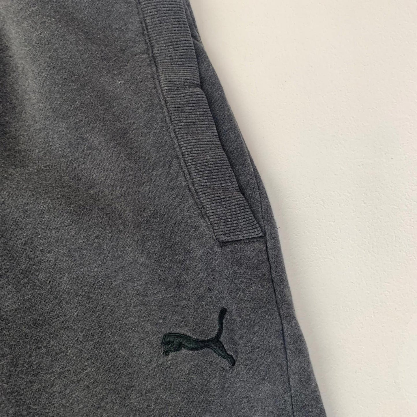 PUMA Jogger Sweatpants Comfy Lounge Grey Mens Medium