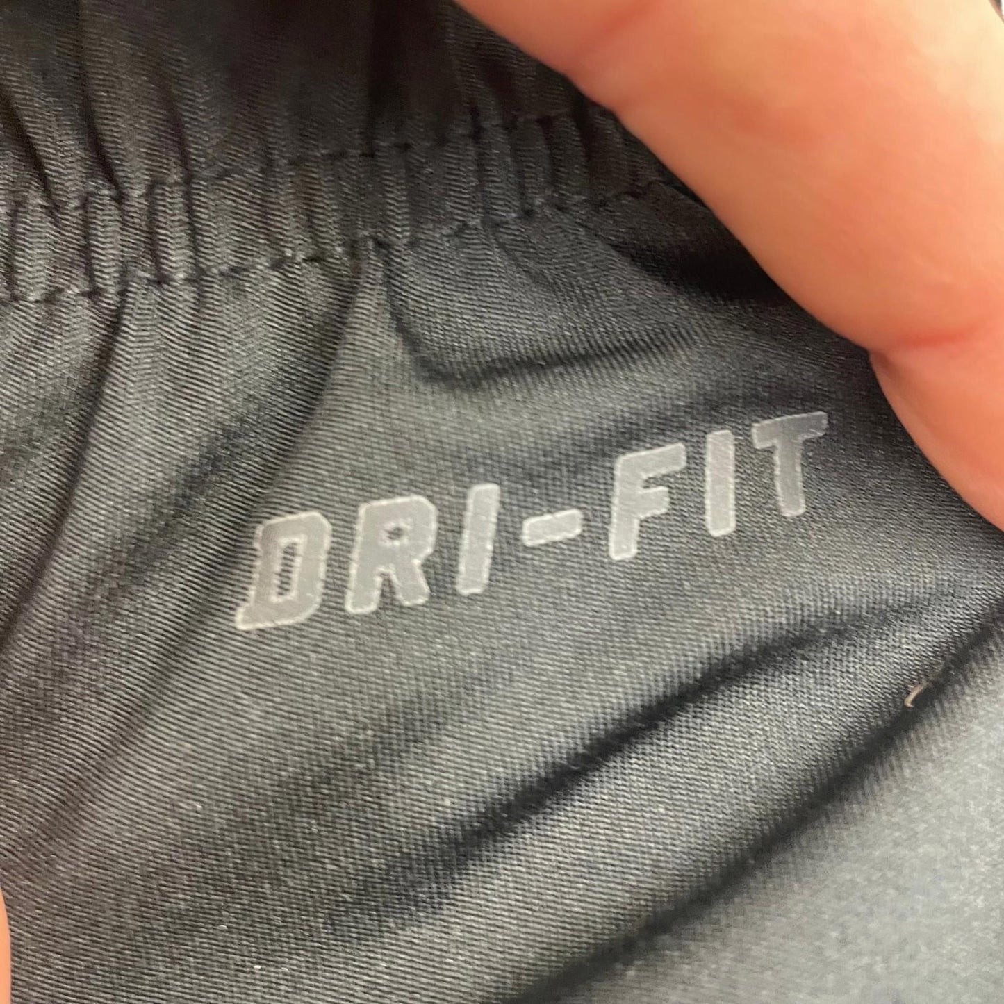 NIKE Dri-Fit Athletic Shorts Black Elastic Waist Sportswear Mens L