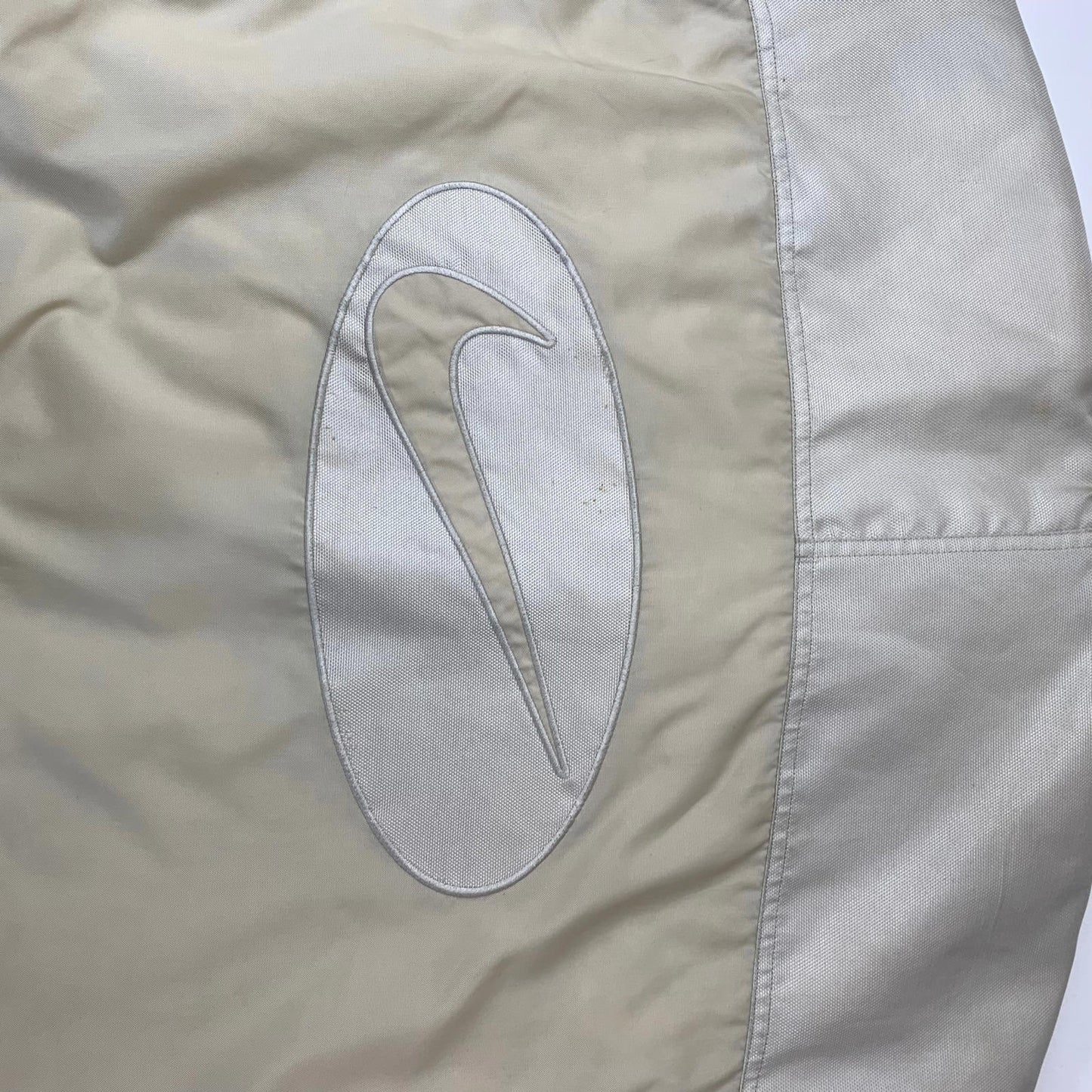 Men’s Vintage NIKE Puffer Jacket / Medium / Cream / Oversized