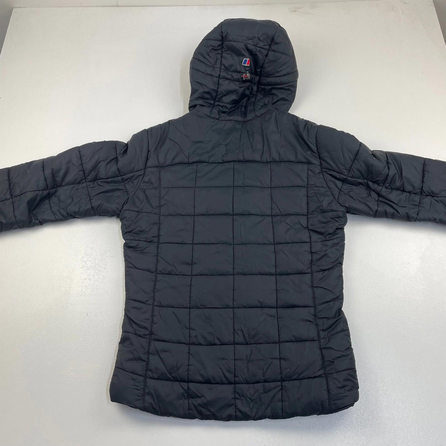 BERGHAUS Puffer Jacket Hydrloft Insulated Black Hooded Mens XS