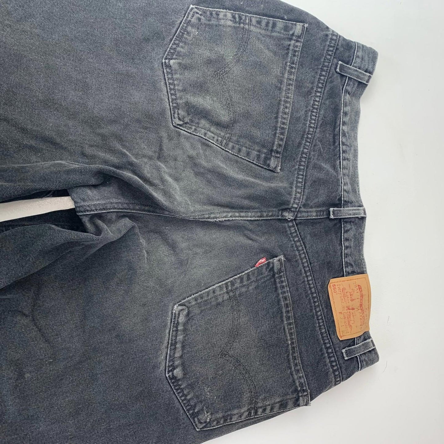 Levi's 550 Relaxed Fit Denim Shorts Classic Washed Black Mens Label Size 38