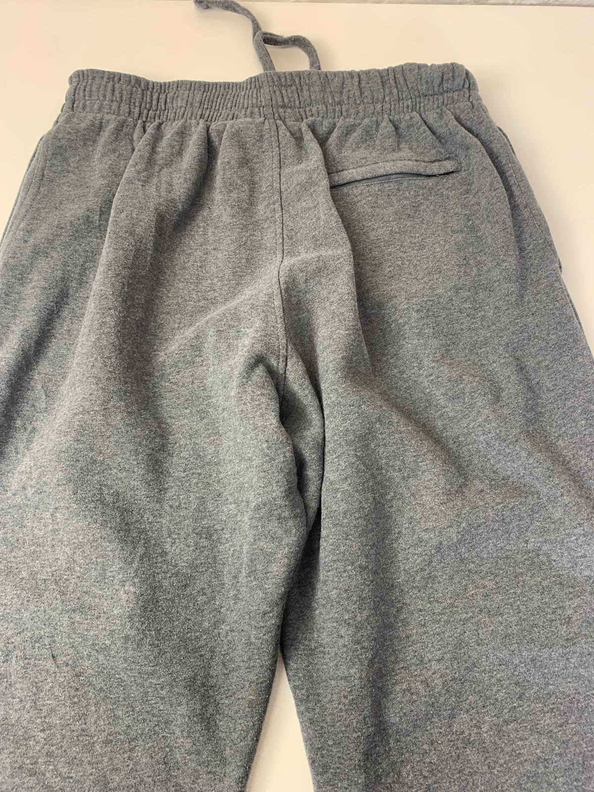 Mens FILA Wide Fitting Joggers / Large Short / Grey