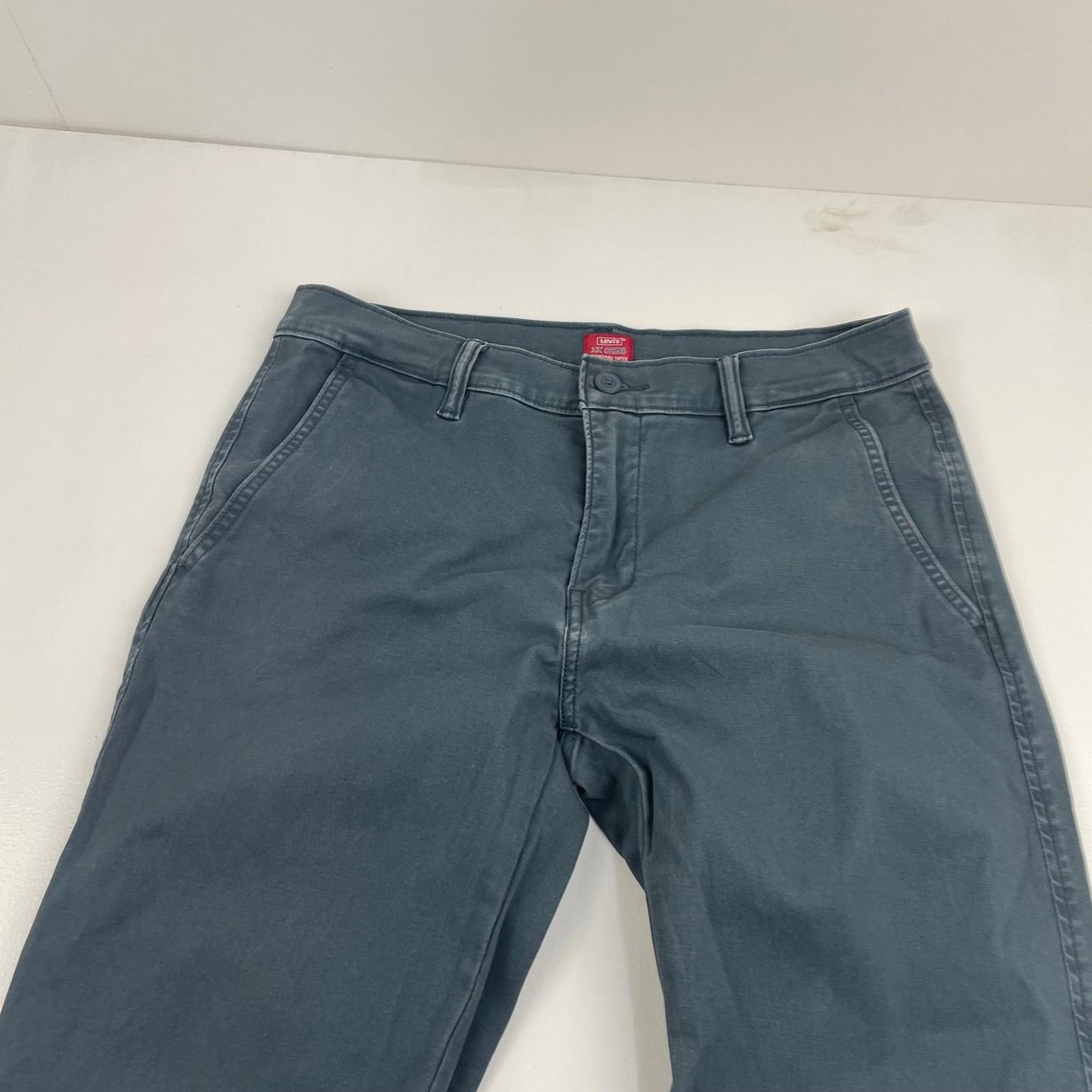 LEVI'S Trousers Straight Leg Casual Style Grey Mens Size 30 X 32