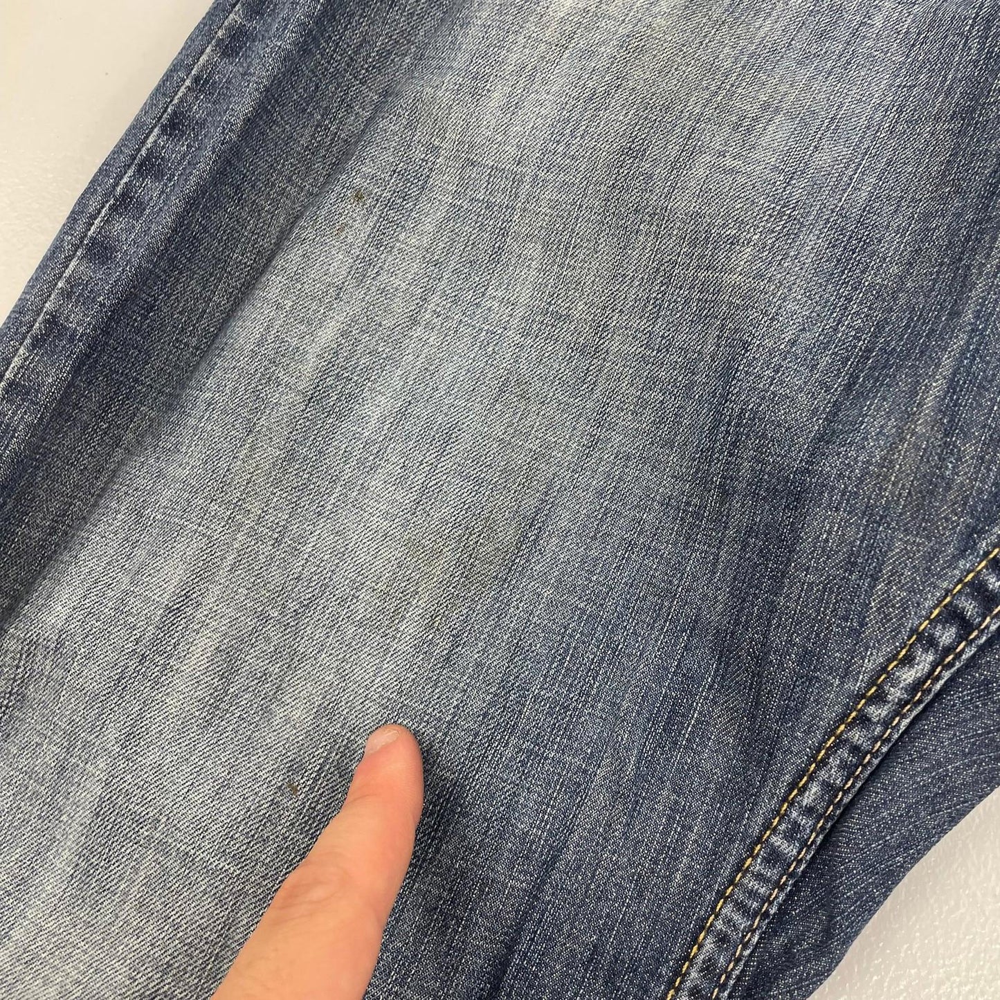 Levi's 514 Straight Leg Distressed Denim Blue Jeans Mens W36 L30