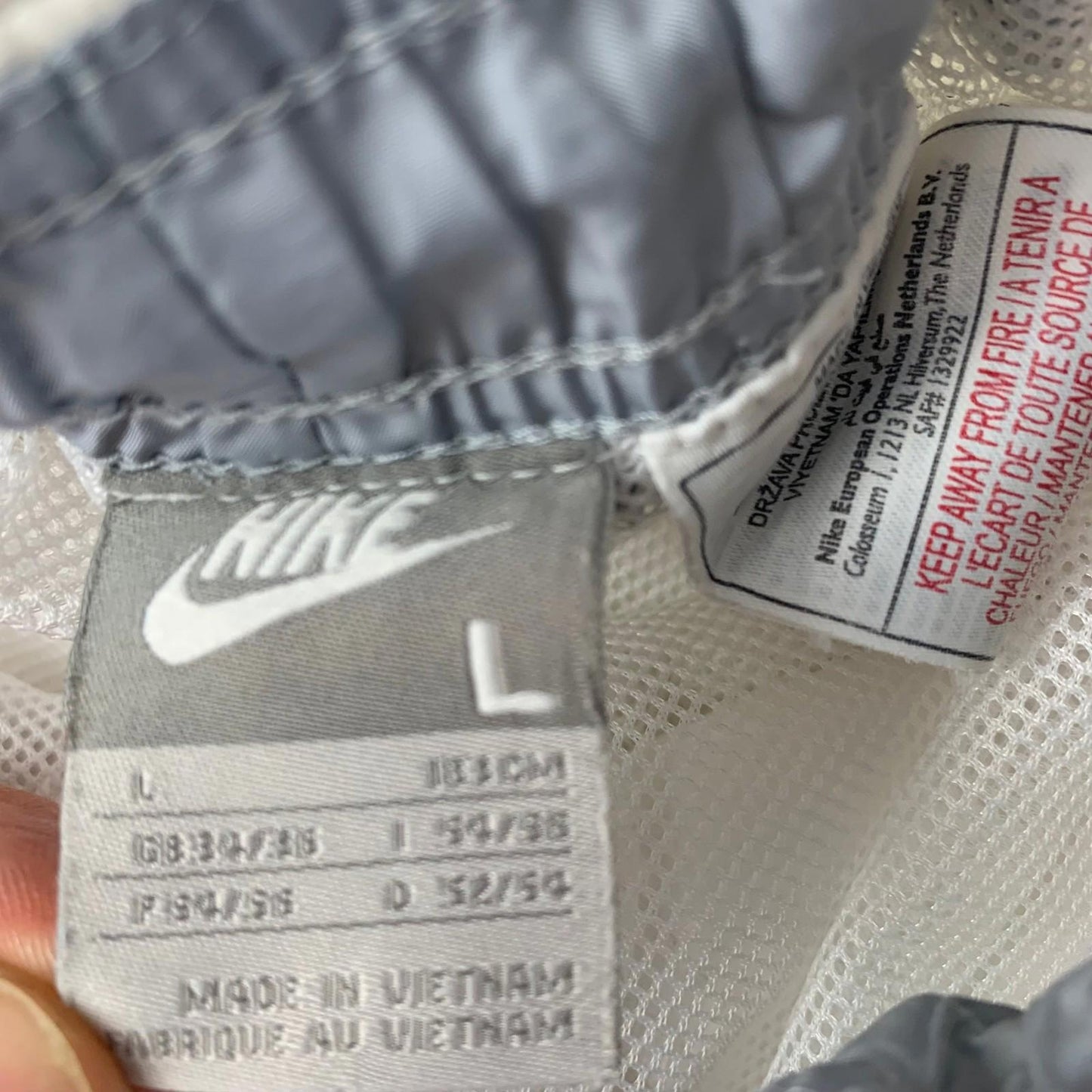 Nike Shox Board Shorts Elastic Waist White Black Mens L