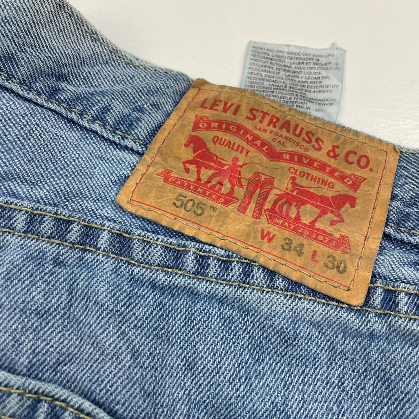 LEVI'S 505 Jeans Straight Leg Stonewash Blue Denim Mens W34 L30