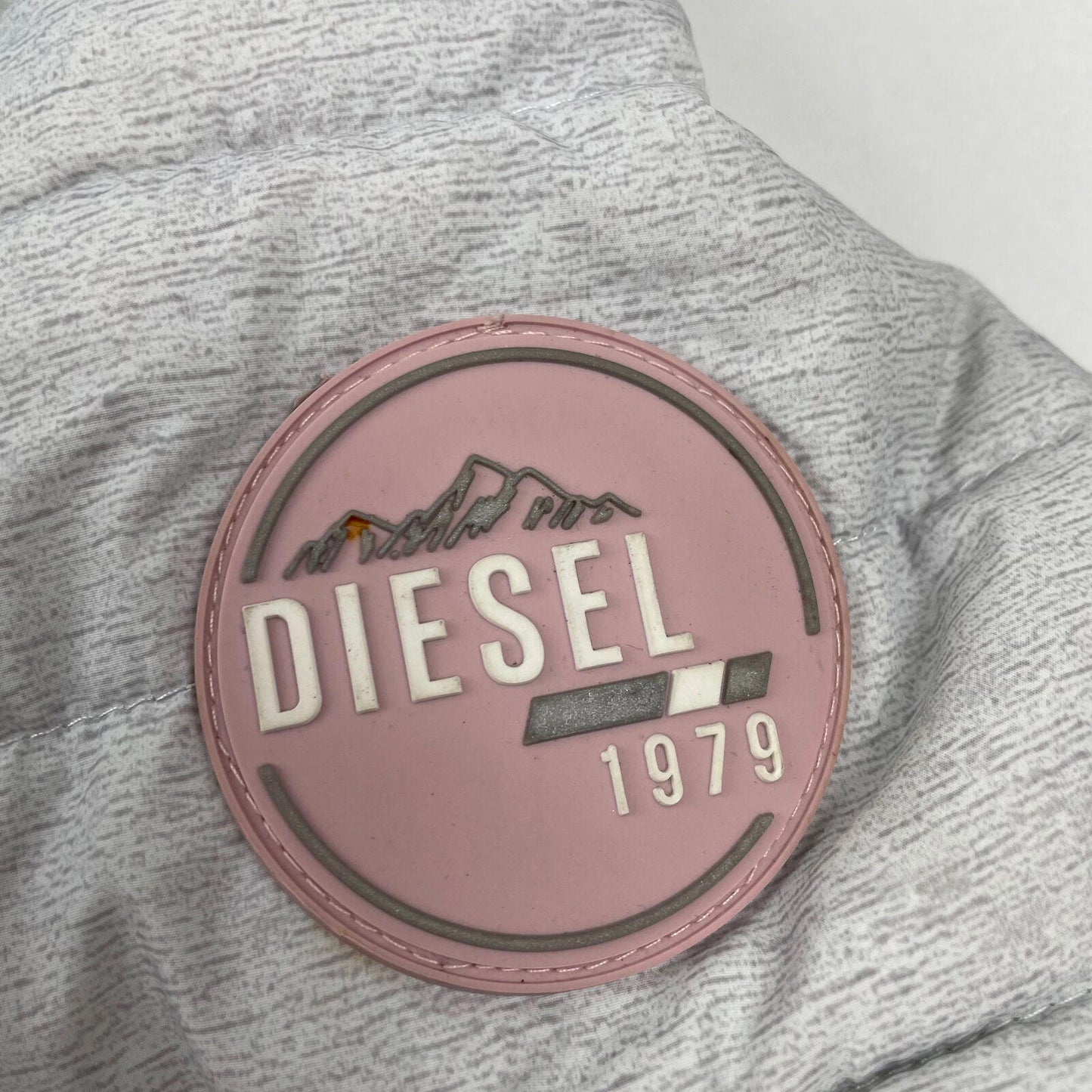 Women’s Grey DIESEL Puffer Jacket W/ Hood , Size Large