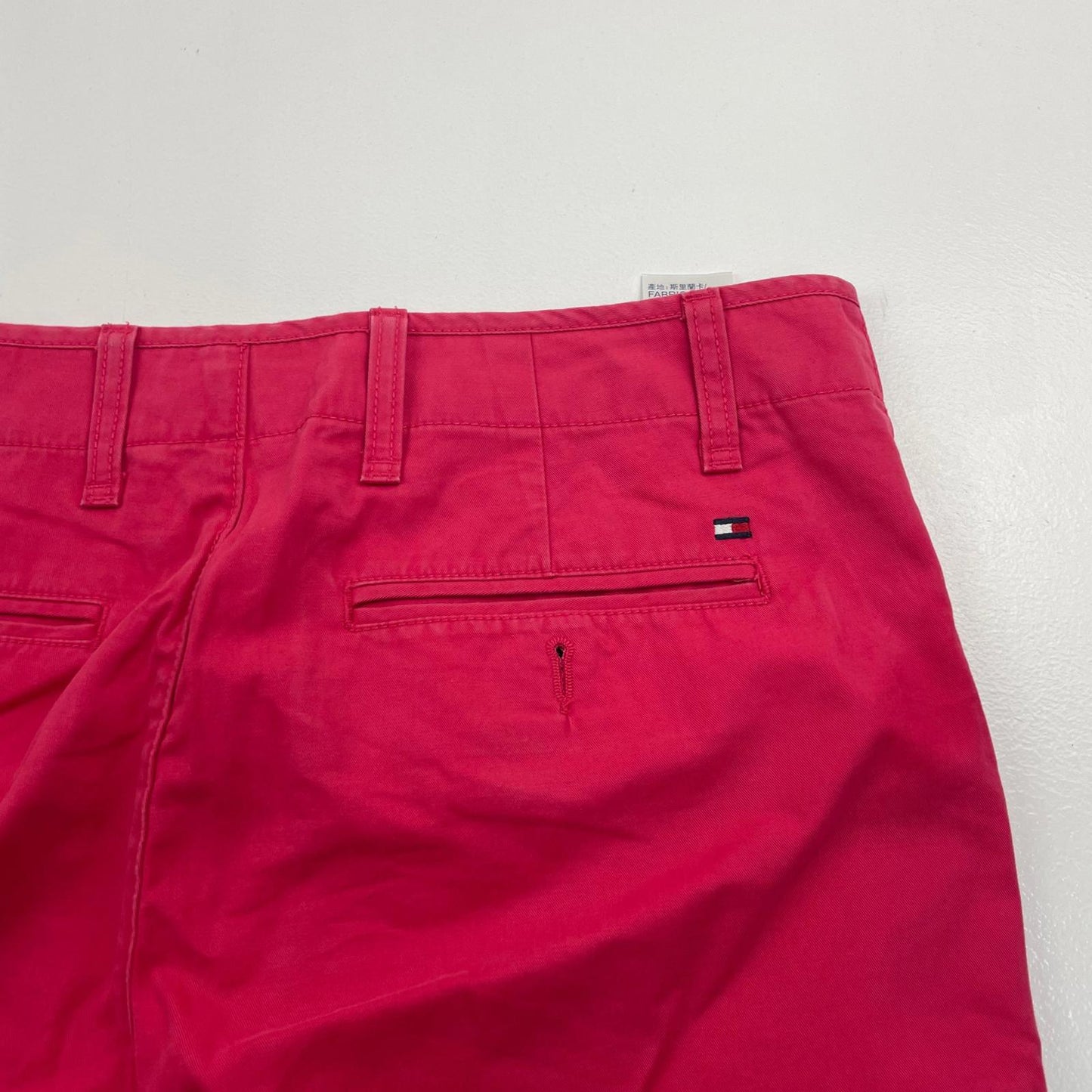 Tommy Hilfiger Cargo Shorts Classic Red Mens Label Size W 31