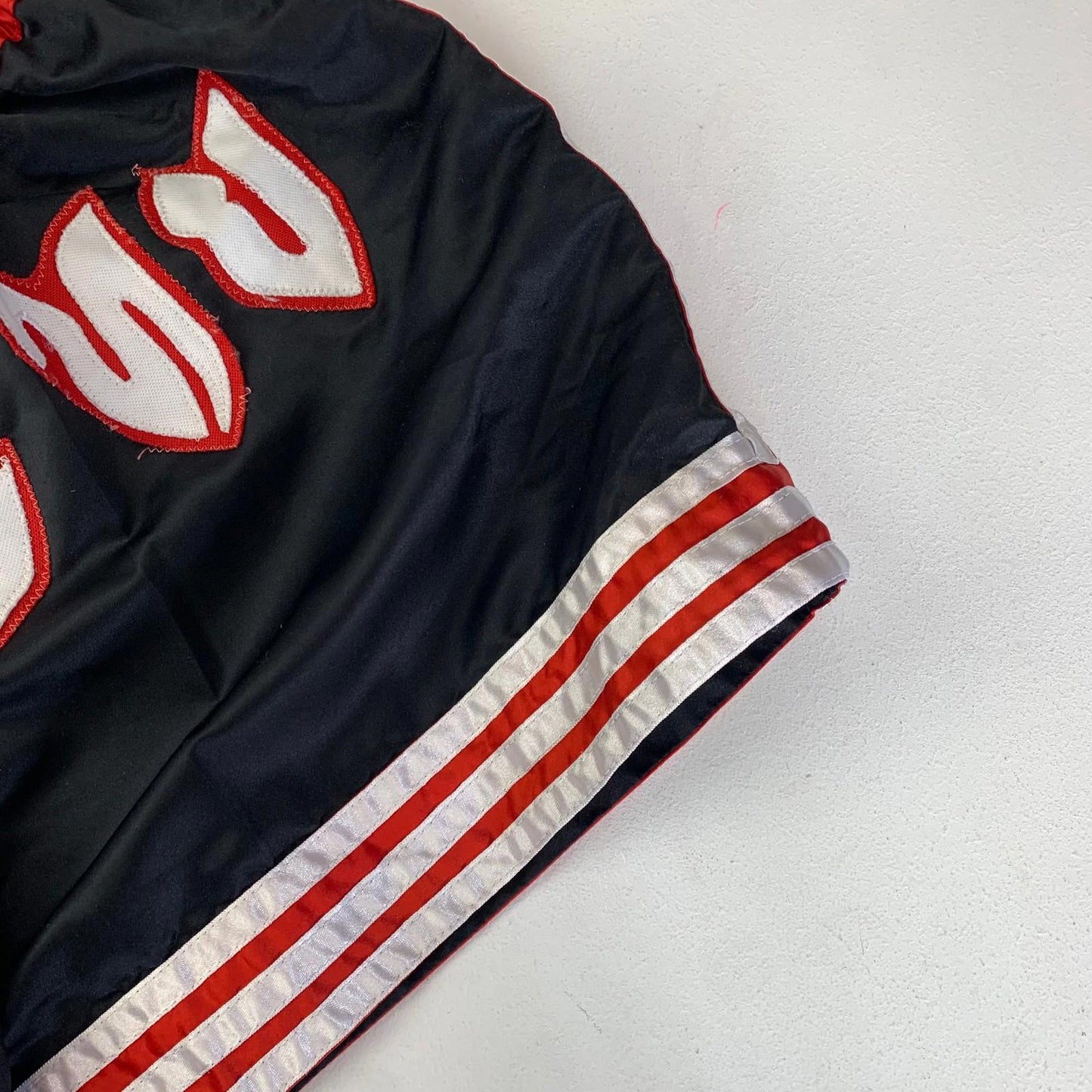 M.A.R Thai Boxing Shorts Star Striped Design Black Red Mens Medium