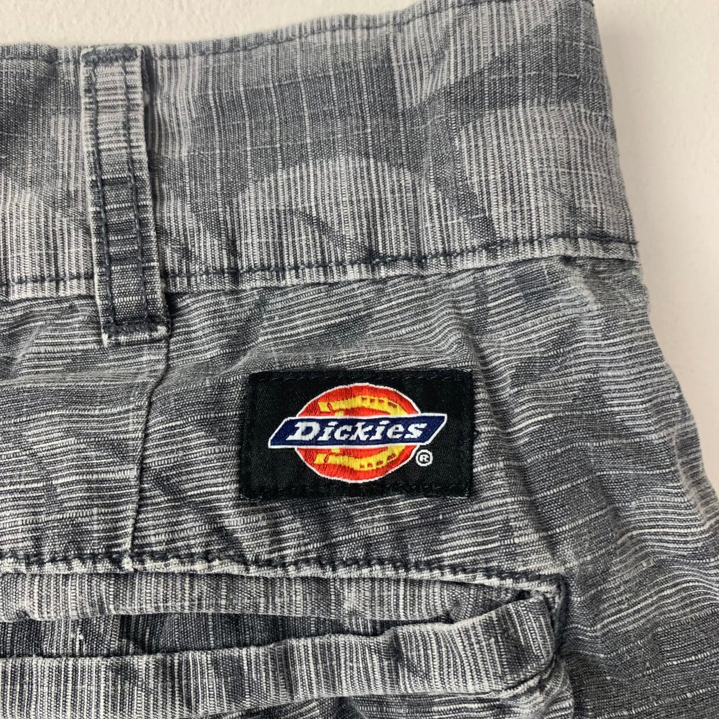 Dickies Cargo Shorts Leaf Pattern Relaxed Grey Mens W32