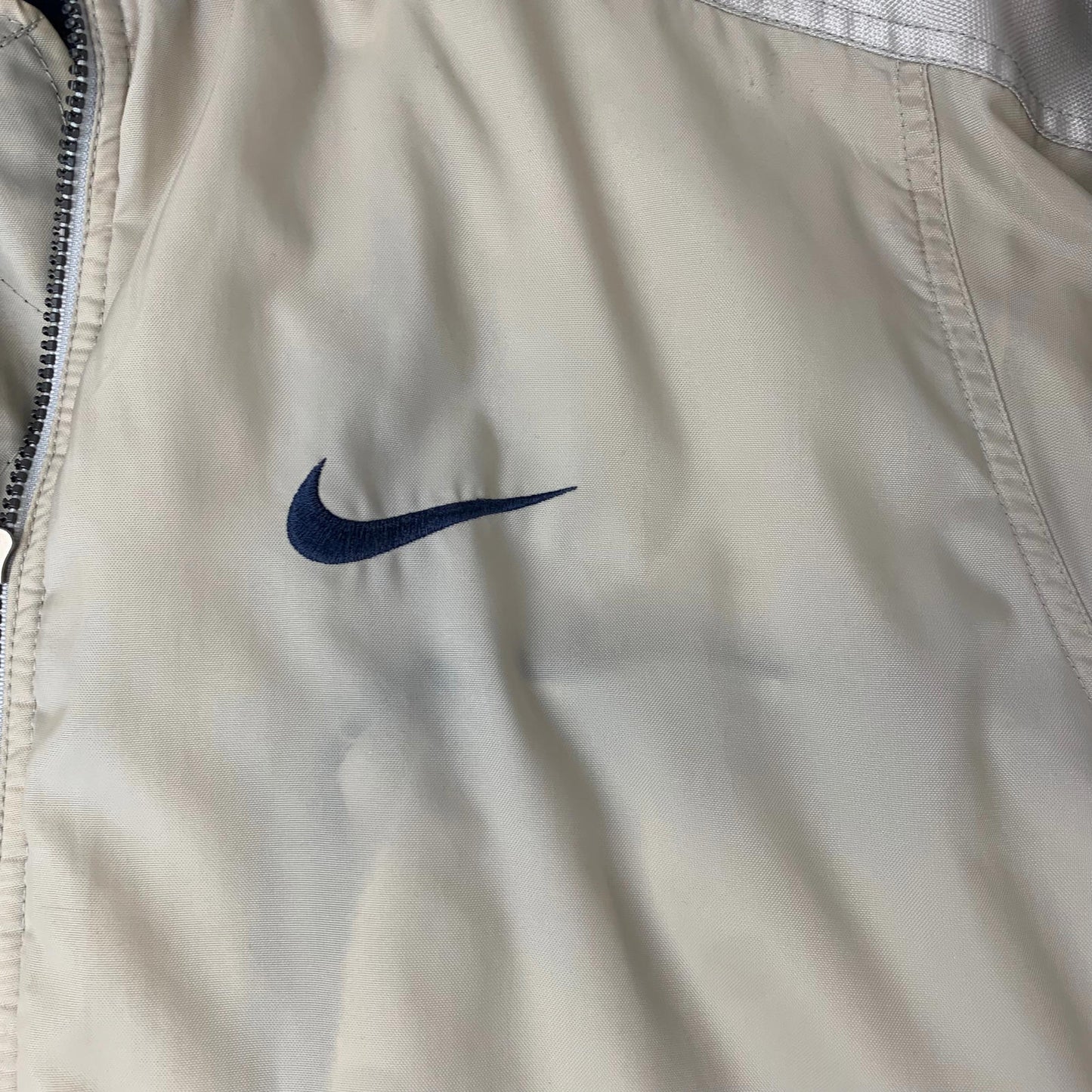 Men’s Vintage NIKE Puffer Jacket / Medium / Cream / Oversized