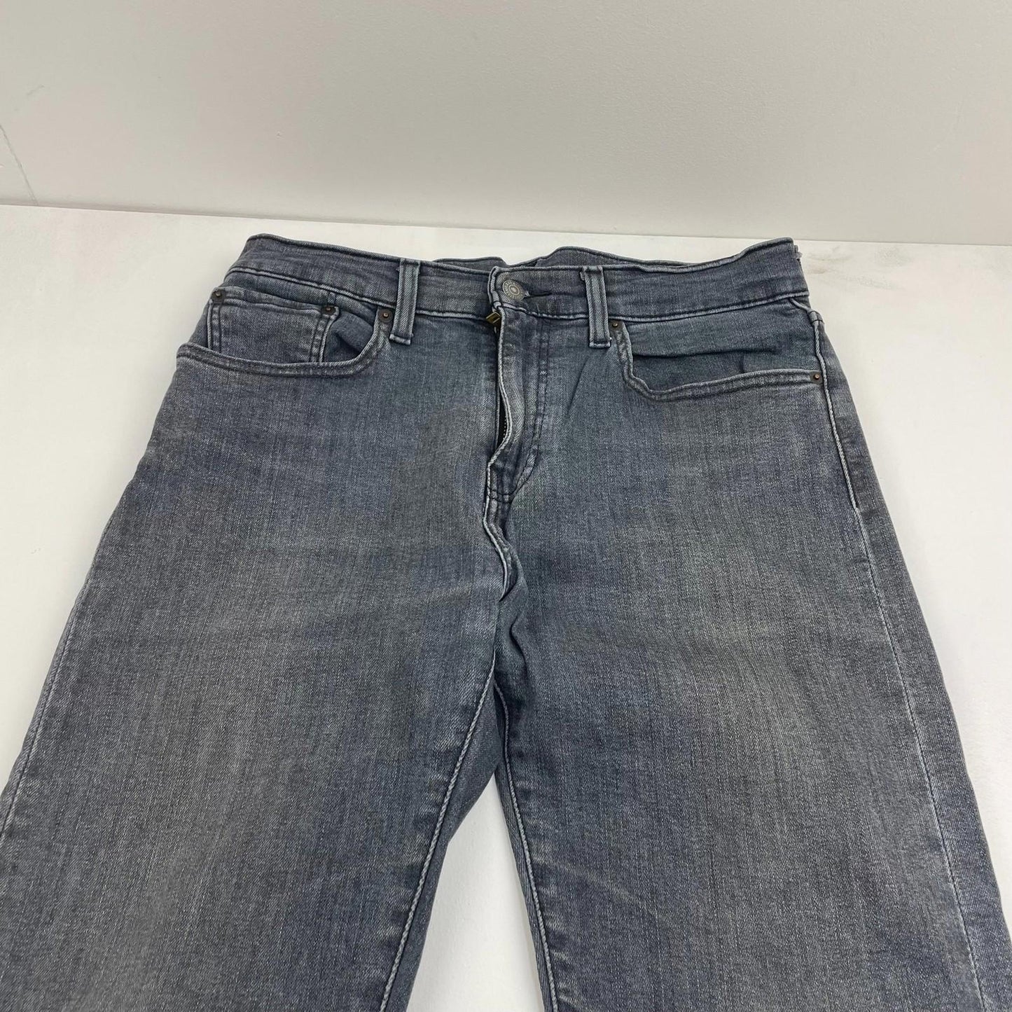 Levi's Straight Leg Jeans Vintage Wash Blue Denim Mens W31 L34
