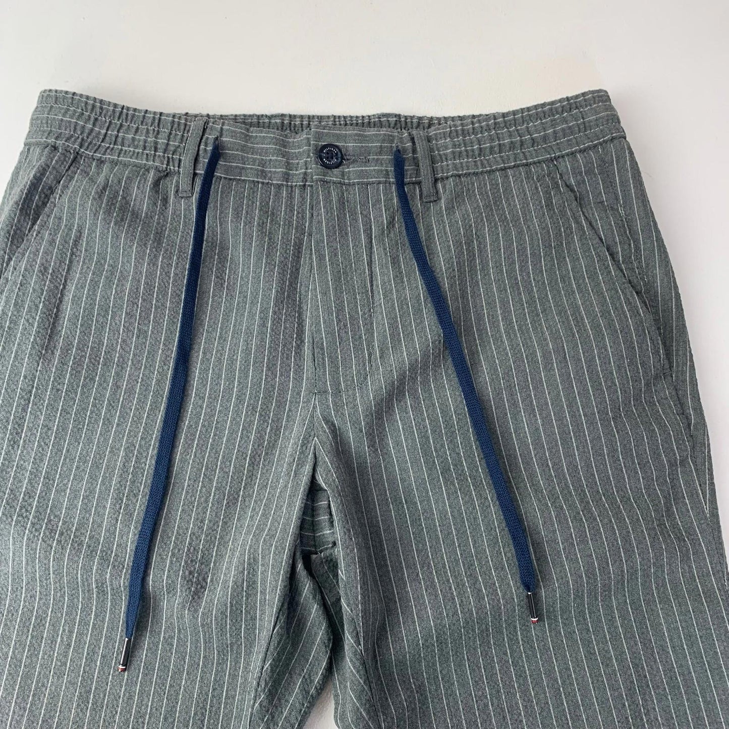 Tommy Hilfiger Pinstripe Trousers Casual Comfort Grey Mens 32/30