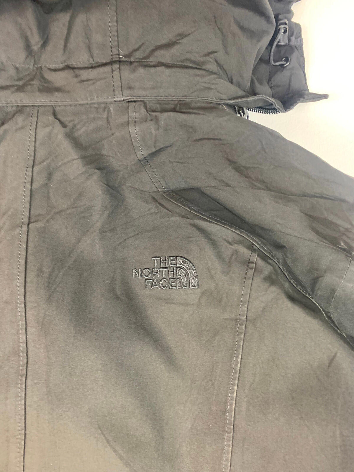 Women’s THE NORTH FACE Hyvent Long Jacket / Black / Medium