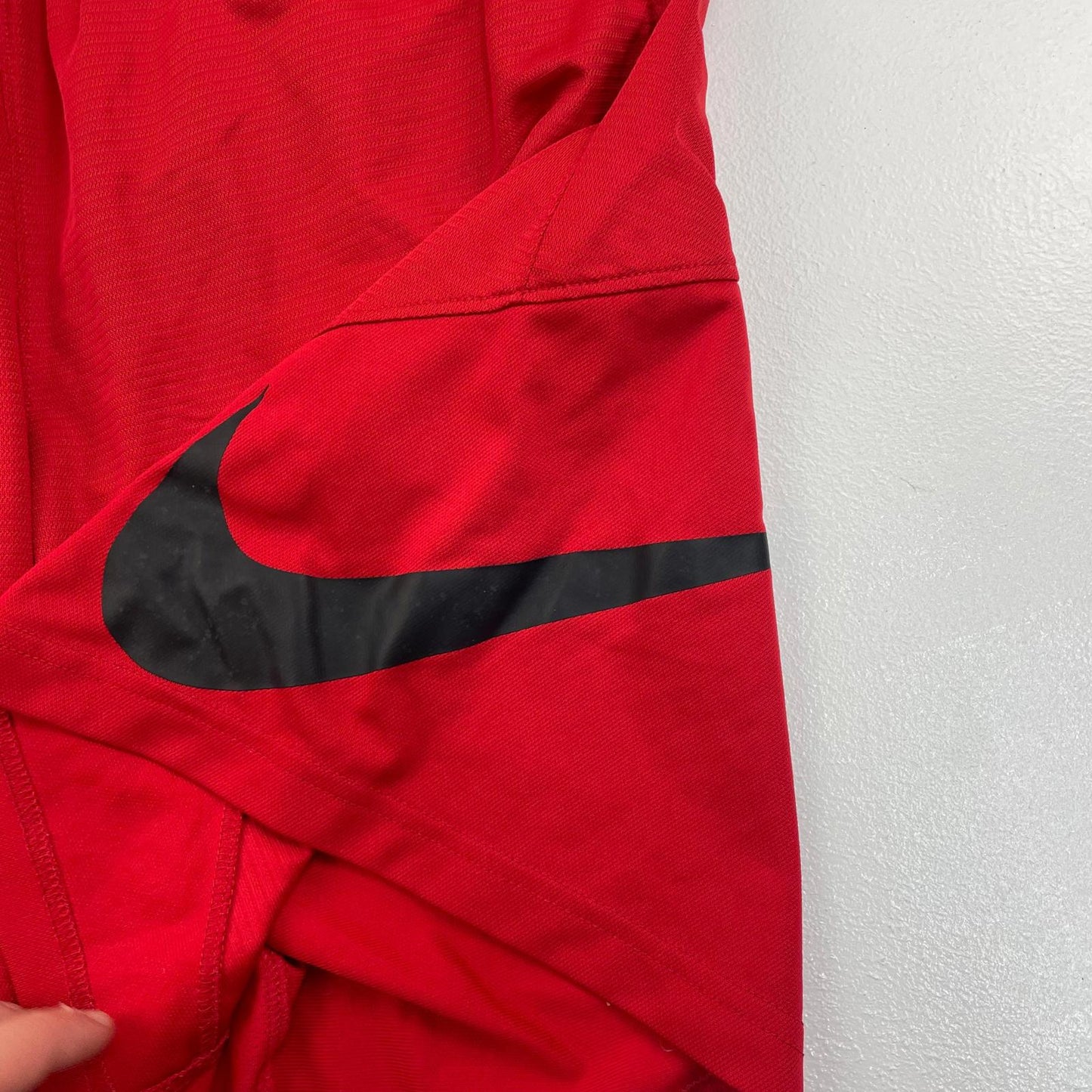 NIKE Activewear Shorts Athletic Red Black Logo Mens Size M