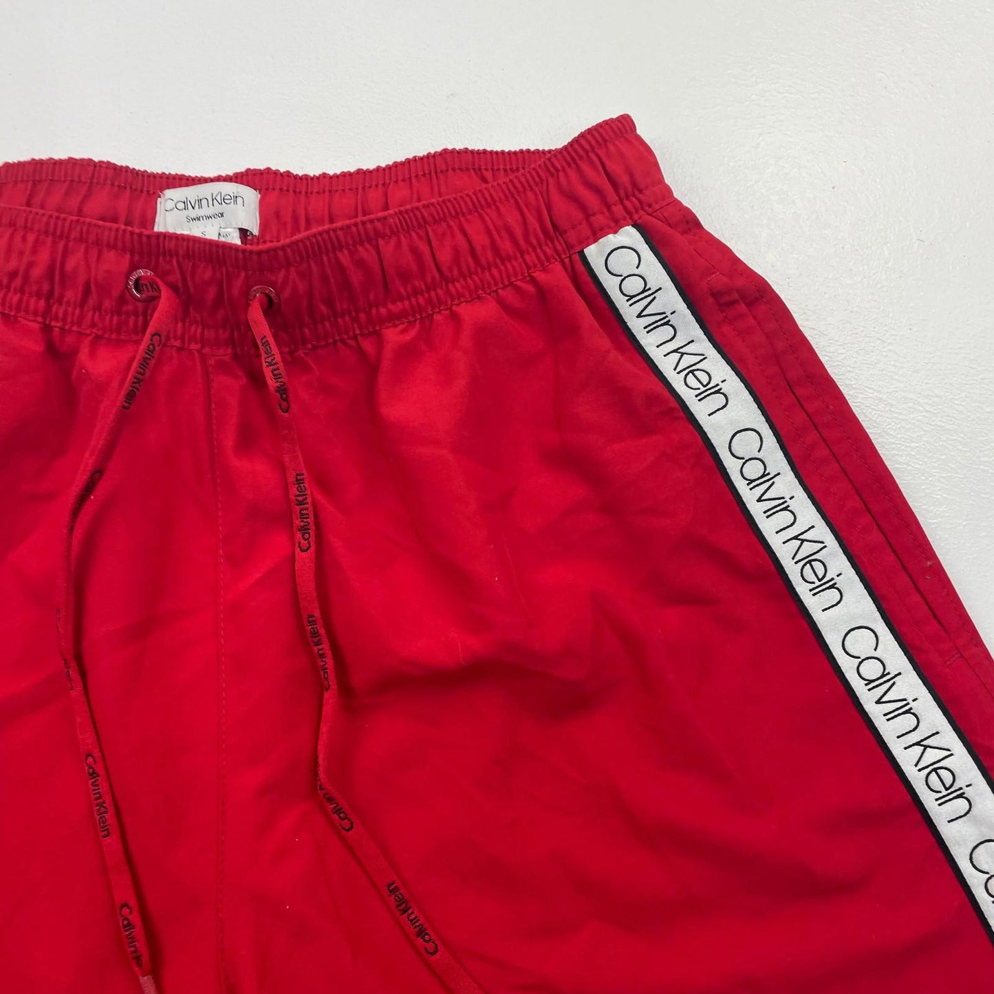 Calvin Klein Swimwear Shorts Elastic Waist Red Logo Tape Mens S