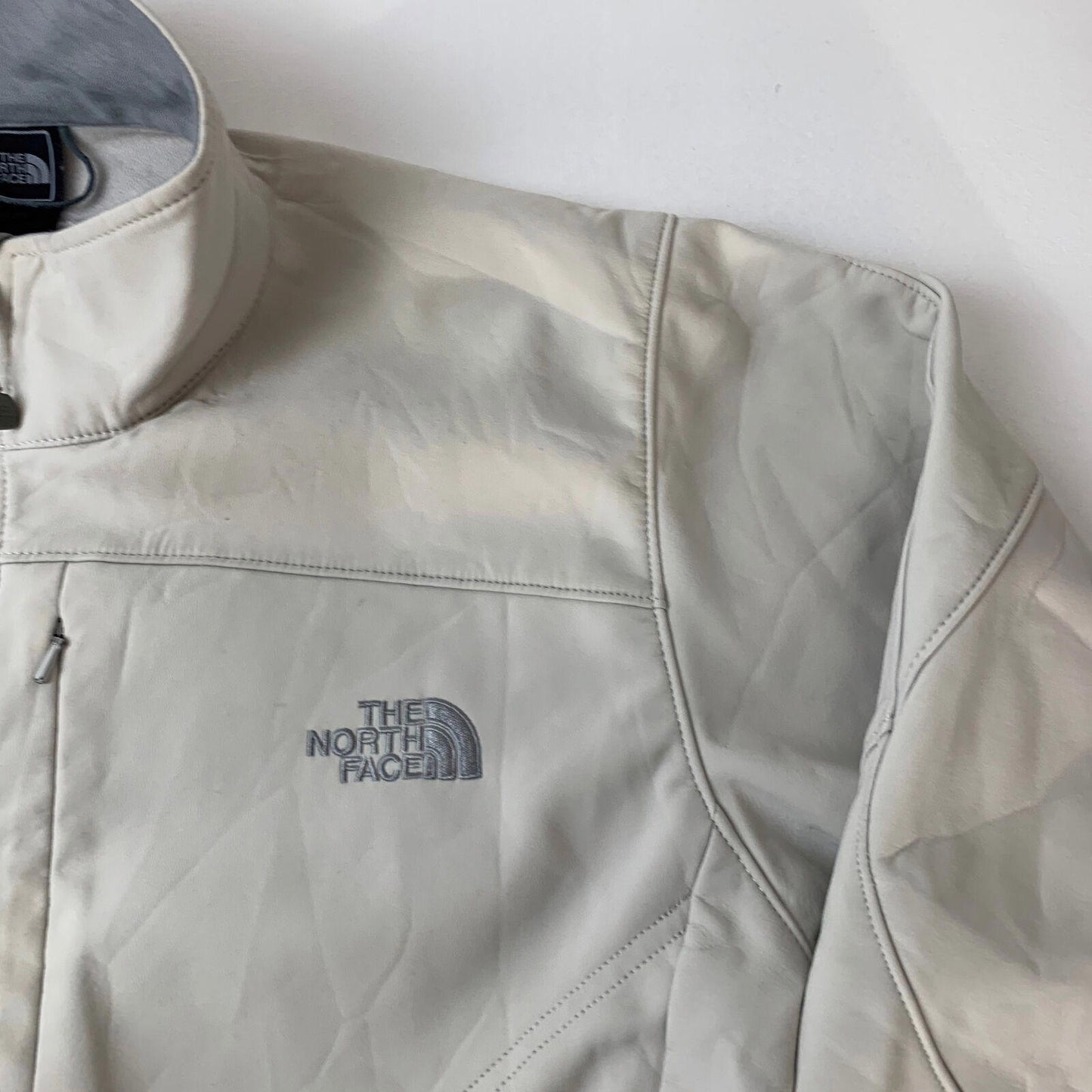 Women’s THE NORTH FACE APEX Jacket / Cream / XL