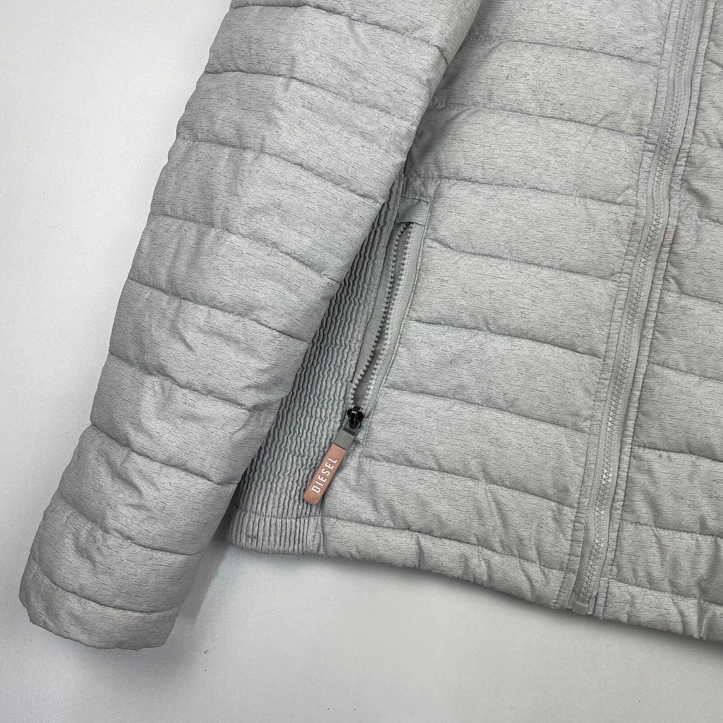 Women’s Grey DIESEL Puffer Jacket W/ Hood , Size Large
