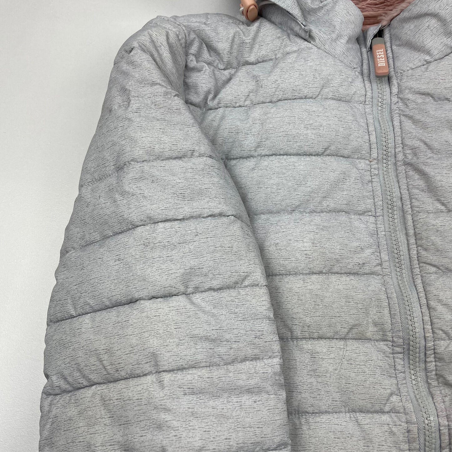 Women’s Grey DIESEL Puffer Jacket W/ Hood , Size Large