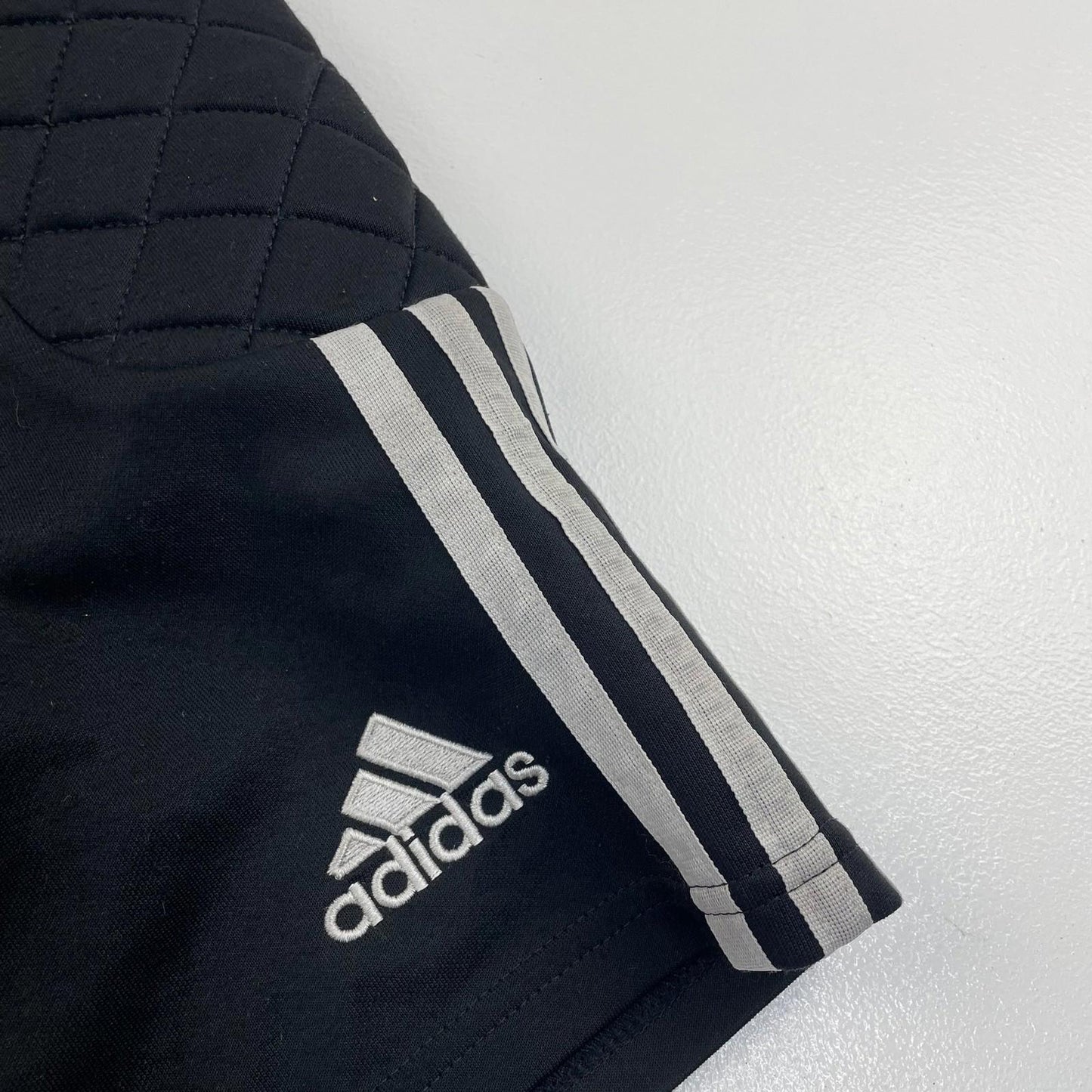 ADIDAS Activewear Shorts Quilted Black Athletic Casual Mens Medium