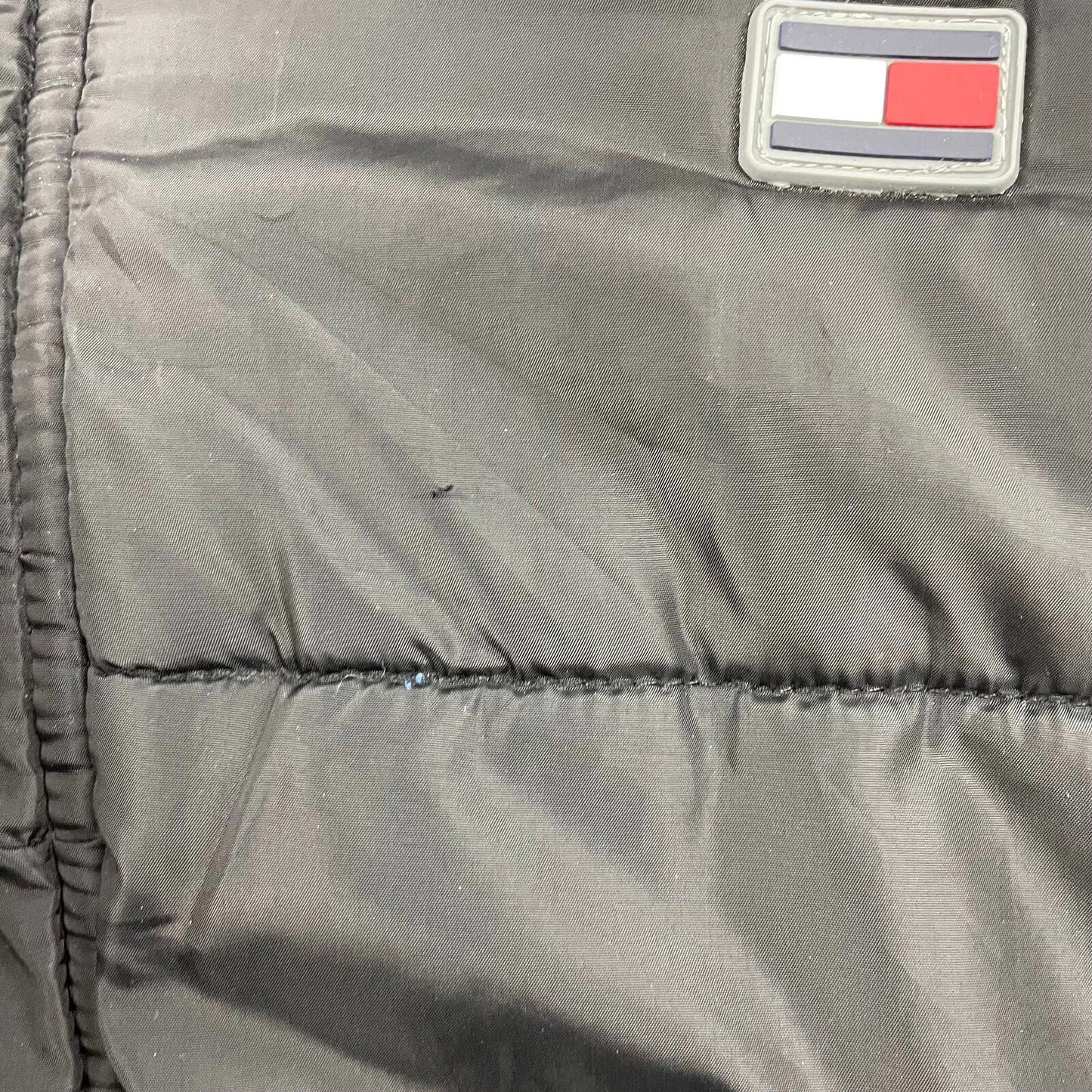 Youth TOMMY HILFIGER Black Puffer Jacket , Size Youth L 14-16