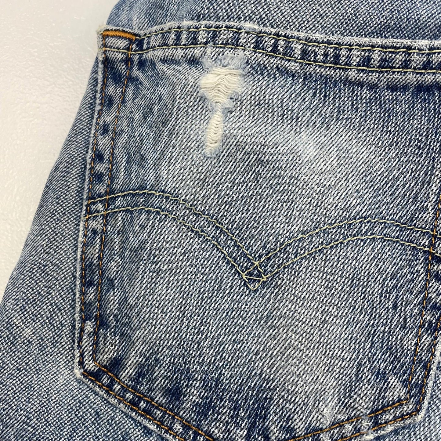 LEVI'S 560 Comfort Fit Jeans Distressed Vintage Blue Denim Mens W36 L32