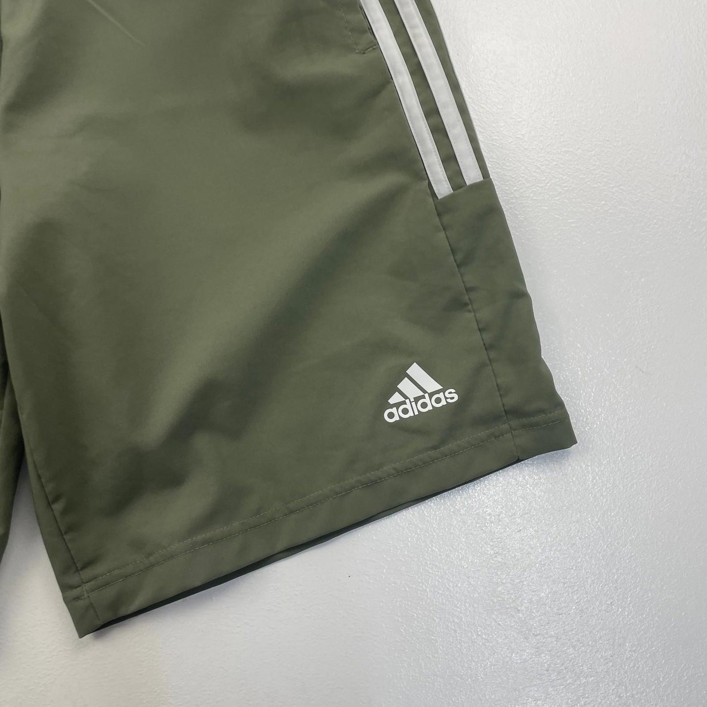 Adidas Men's Athletic Shorts Drawstring Green Classic Style Small