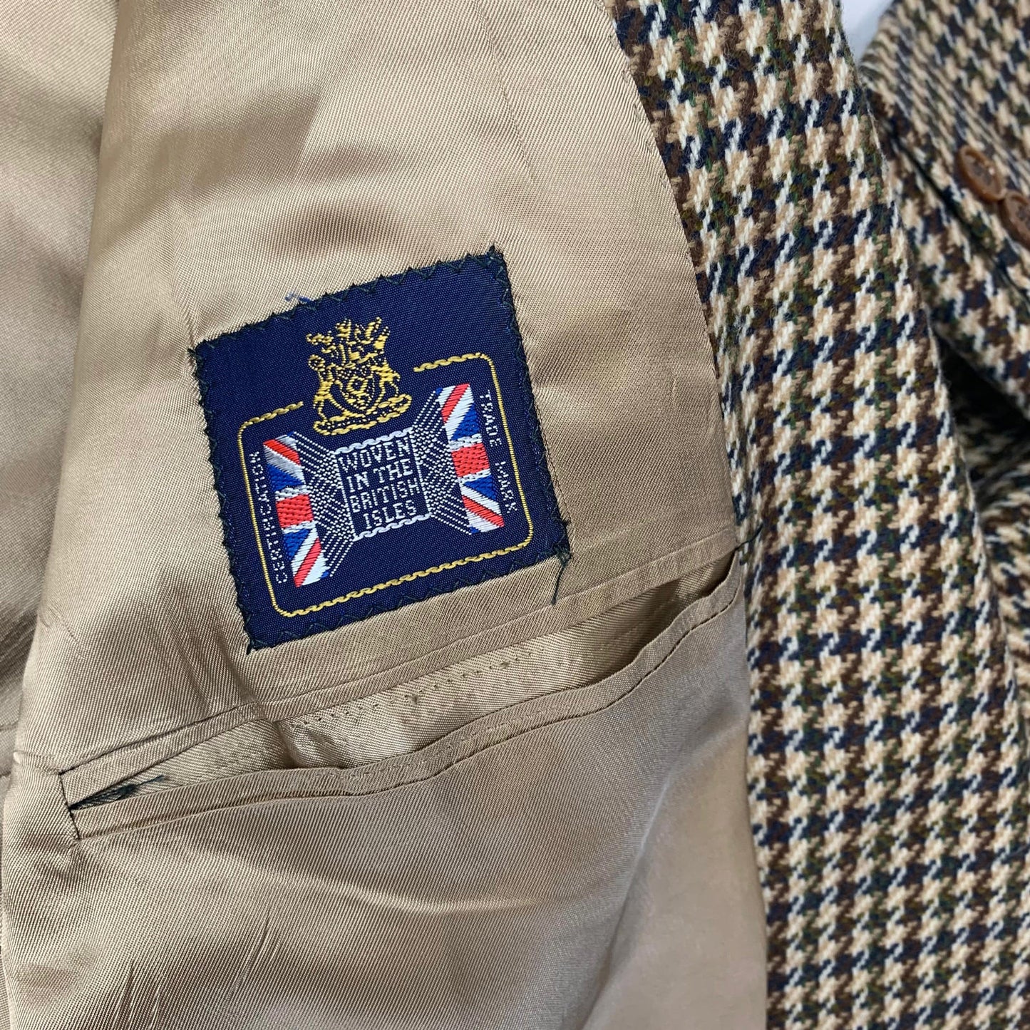 Gentleman’s Chequered Wool Jacket / Brown / 46R / Made in Italy